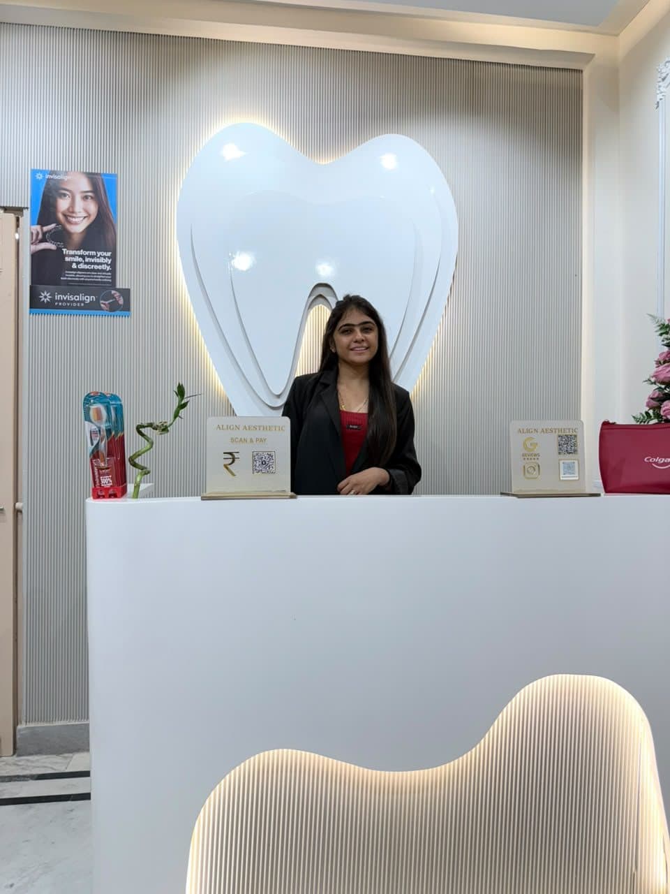 The welcome — Every visit starts at the tooth-shaped front desk.